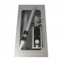 Porte-clés lampe de poche avec stylo dans une boîte en bois personnalisée