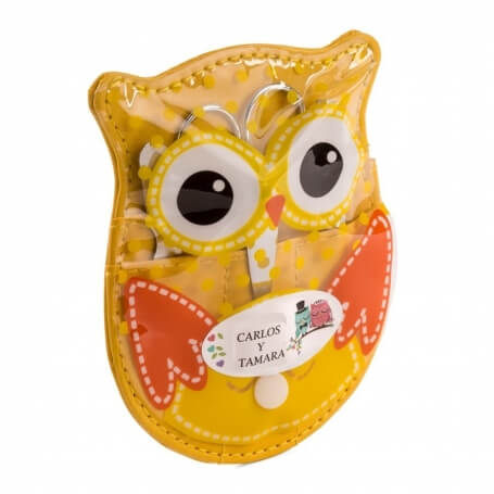 accessoires manucure étui forme hibou présenté une enveloppe mariage personnalisée