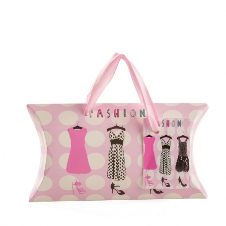 Couture de sac personnalisée avec autocollant de communion dans une boîte en carton